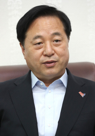 민주당 대선주자인 김두관 의원. 연합뉴스